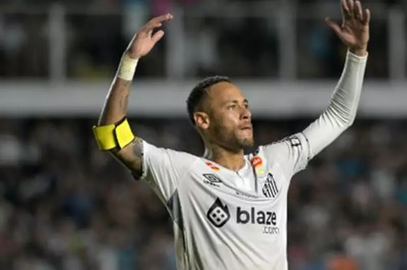 نيمار يستعرض مهاراته وينقل سانتوس للفوز على جوفينتود في الدوري البرازيلي