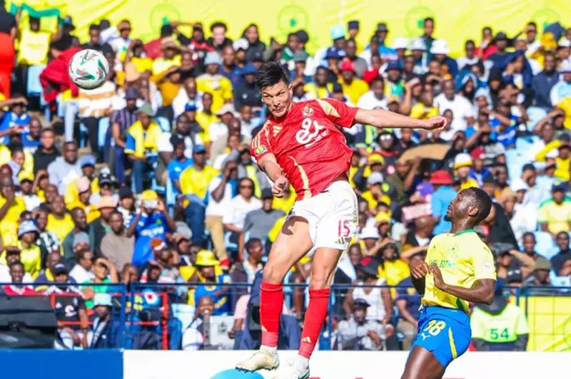 أشرف داري يغادر صفوف المنتخب المغربي بسبب الإصابة المفاجئة