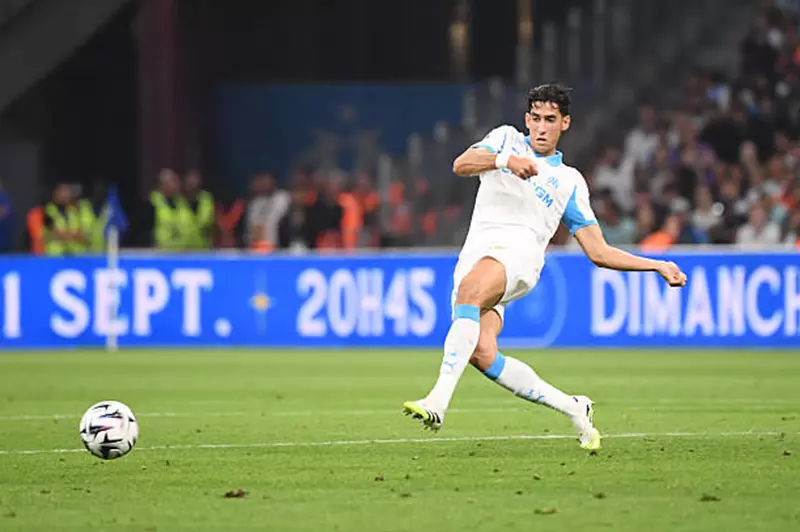 أكرد يتغيب عن مواجهة ريال مدريد بسبب بروتوكول طبي احترازي