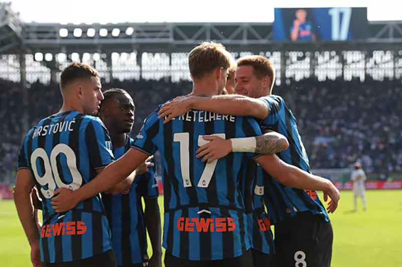 أهداف دي كيتيلير تتوج انتصار أتالانتا على ليتشي في الكالتشيو