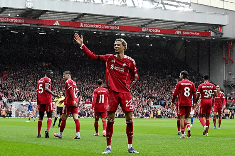 إيكيتيكي يرفع مستوى ليفربول في الديربي بتسجيله 5 مساهمات في 7 مباريات