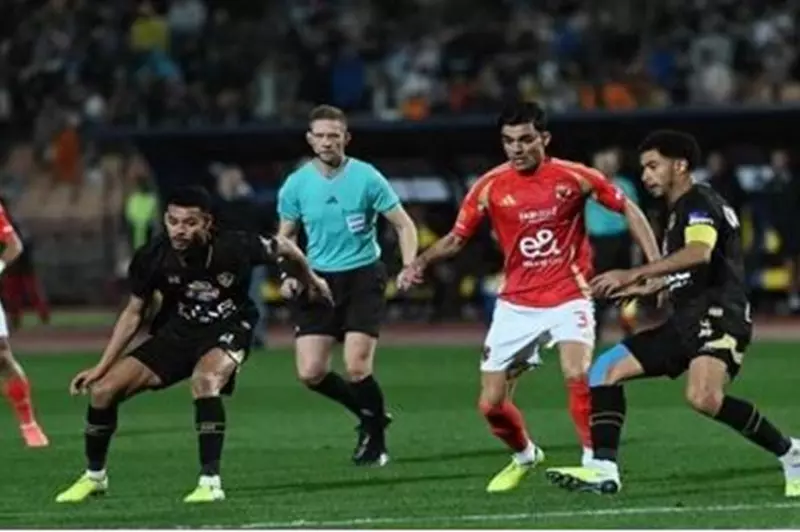 اتحاد الكرة يكشف حكام مباريات الأهلي والزمالك وطلائع الجيش في الجولة الثامنة للدوري