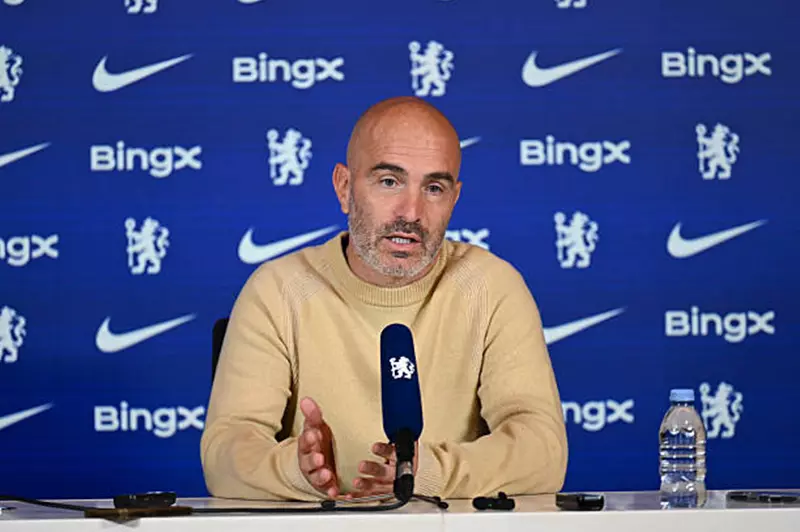 استبعاد رحيم وتأثيره على فريق ماريسكا: تحليل شامل لدور إستيفاو وإشادة بأموريم