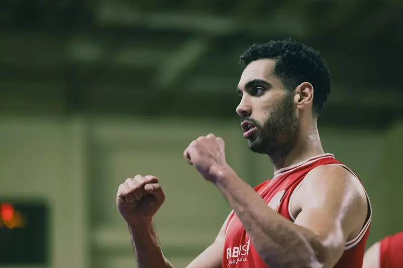 الأهلي يعزز صفوفه بتجديد عقد إيهاب أمين لأربع سنوات جديدة