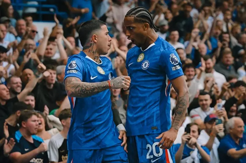 الاتحاد الإنجليزي يتهم تشيلسي بـ 74 انتهاكًا في قوانين كرة القدم