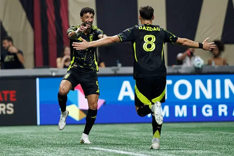 الثاني تواليًا: إنجاز وسام أبو علي مع كولومبوس كرو