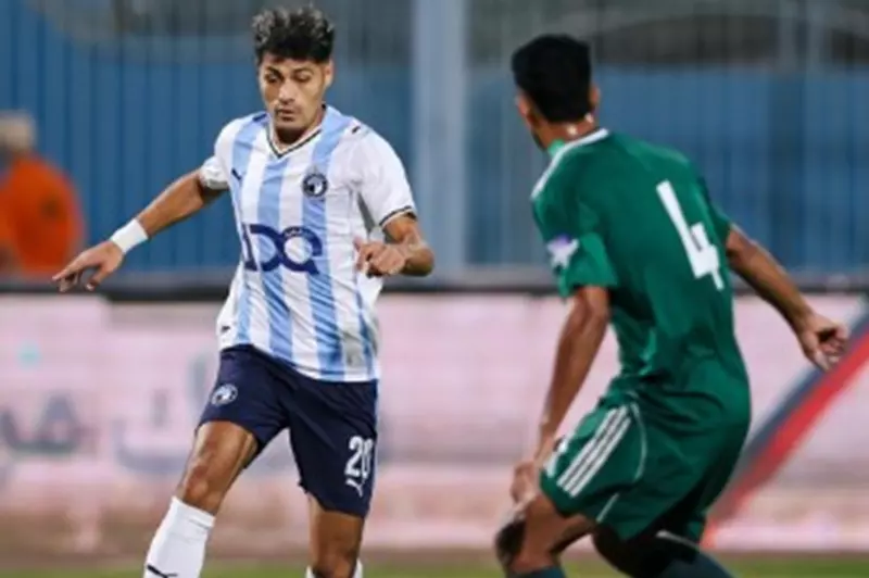 الزمالك يتصدر الدوري المصري بعد انتصار بيراميدز على زد