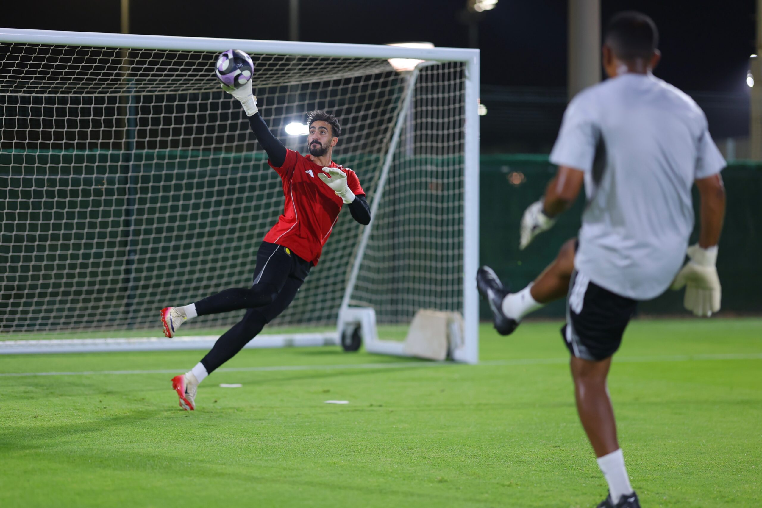 العقيدي ينتظر قرار جيسوس قبل كلاسيكو النصر والاتحاد