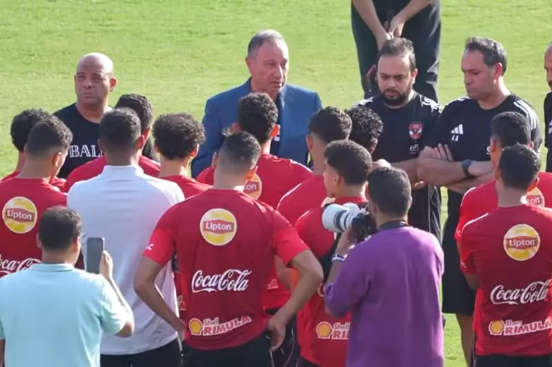 العودة إلى القمة: أهمية تحفيز اللاعبين في الأزمات الرياضية