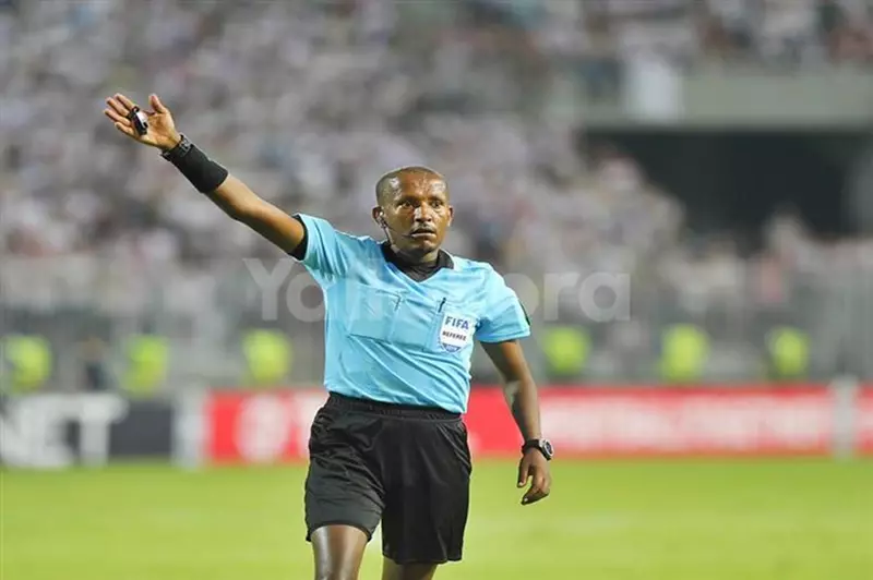 باملاك تيسيما يعتزل التحكيم رسميًا ويترك بصمة في عالم كرة القدم