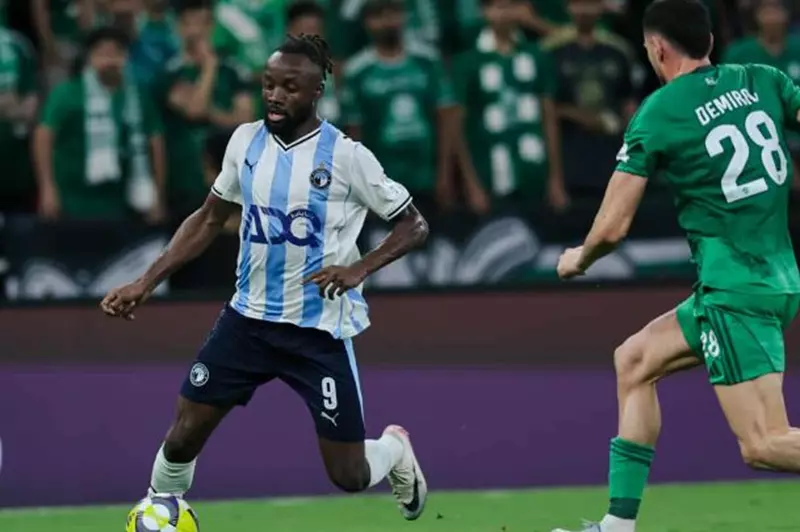 بروتينات اللعب: بيراميدز يتفوق على أهلي جدة بثلاثية ساحقة