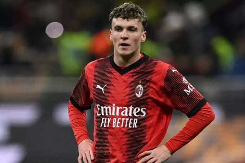 بورنموث يعزز صفوفه بالتعاقد مع أليكس خيمينيز من ميلان