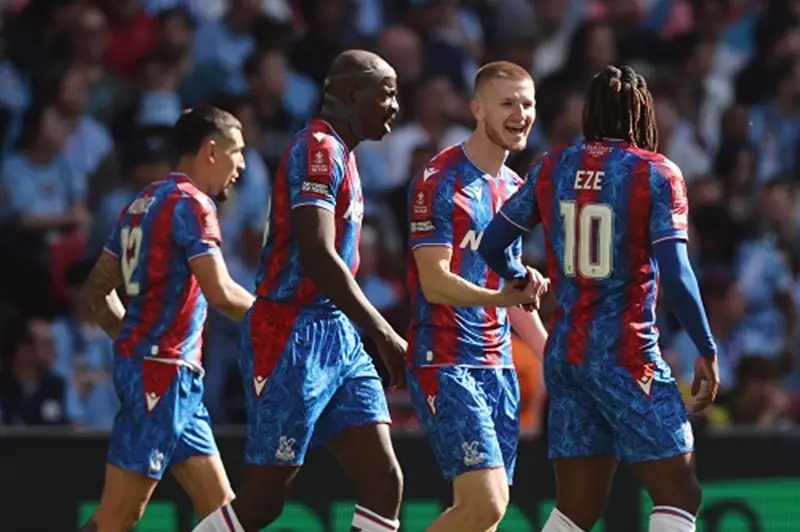 تحليل منافسة الأندية الأوروبية الكبرى على توقيع نجم كريستال بالاس