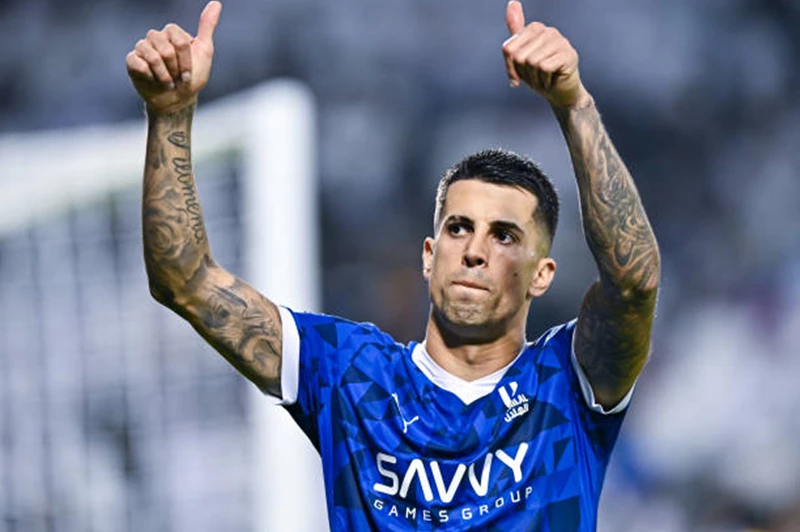 تحليل موقف كانسيلو تجاه مشاركة كلاسيكو الهلال وأهلي جدة