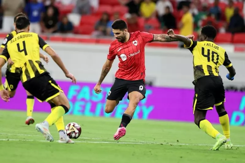 تداعيات الأداء المخيب: ميتروفيتش يواجه الهلال مجددًا