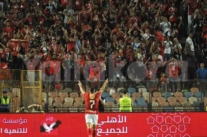 تريزيجيه يتألق أمام سيراميكا ويعتذر لجماهير الأهلي بعد هدف R2