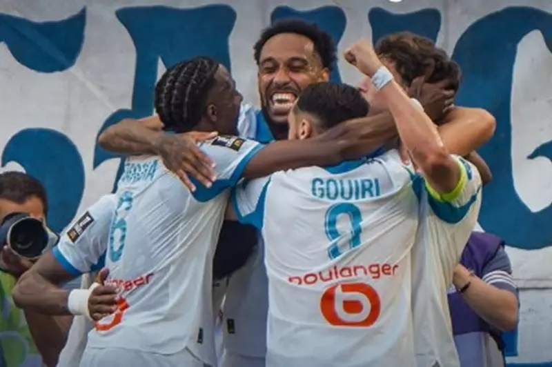 تشكيلة مارسيليا المتوقعة لمواجهة باريس: أوباميانج وجرينوود في الهجوم