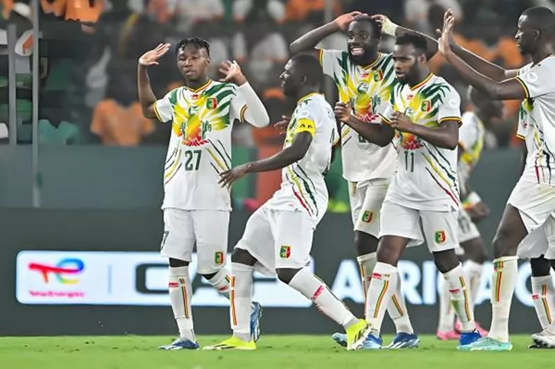 تصفيات كأس العالم: تألق ديانج يعزز آمال مالي والجزائر تقترب من التأهل