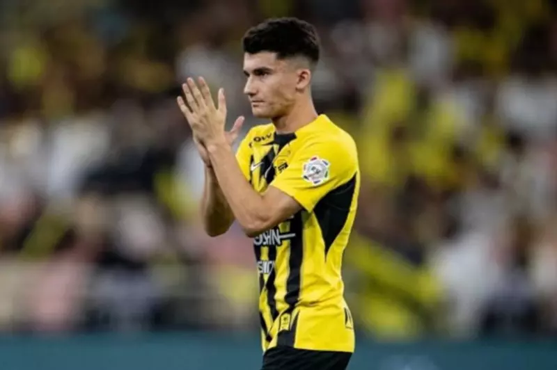 توجهات نادي الاتحاد: إعارة أوناي هيرنانديز إلى الشباب كخطوة استراتيجية جديدة