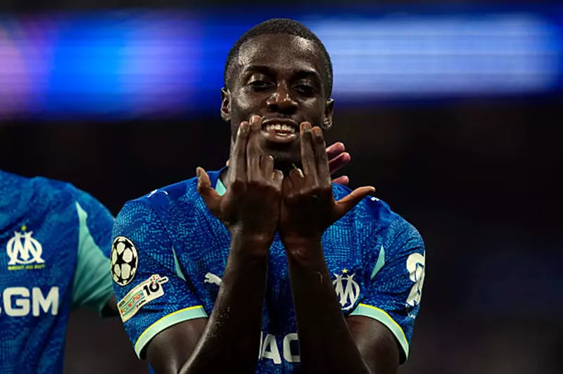 تيموثي وياه يتألق في debut بدوري أبطال أوروبا بعد إرث والده الطويل