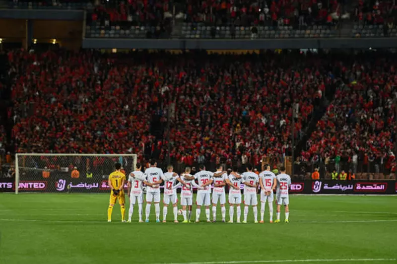 غياب أحمر وحضور أبيض: تحليل مفصل لمباراة الأهلي والزمالك الأخيرة