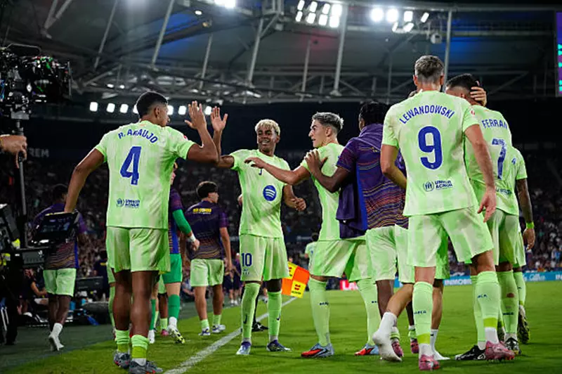 غياب لامين يامال ودي يونج عن قائمة برشلونة لمواجهة فالنسيا: تحليل وتأثيرات المباراة