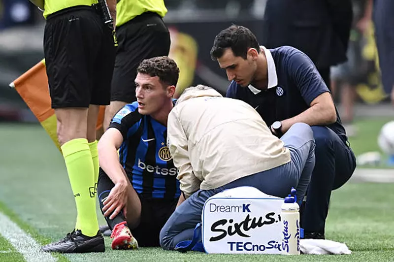 كواليس القرار المفاجئ: أسرار تضحية إنتر ببافارد والاحتفاظ ببيسيك