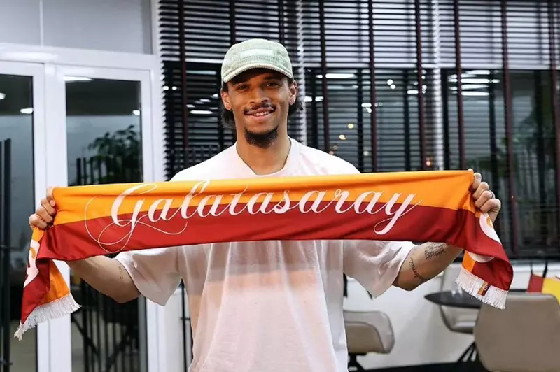 ليروي ساني: تحديات العودة لقائمة ألمانيا وطموحات ناجلسمان