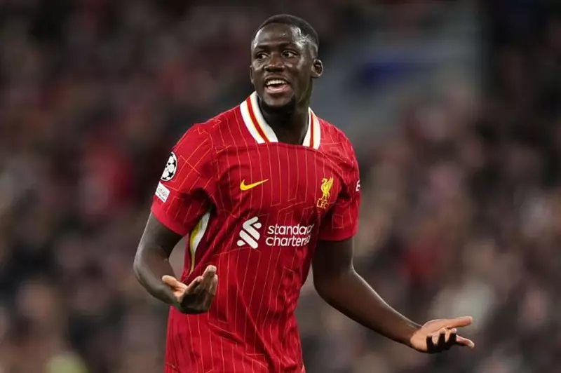 ليفربول يخطط لحماية كوناتي من مطامع ريال مدريد لضمان الاستقرار الدفاعي