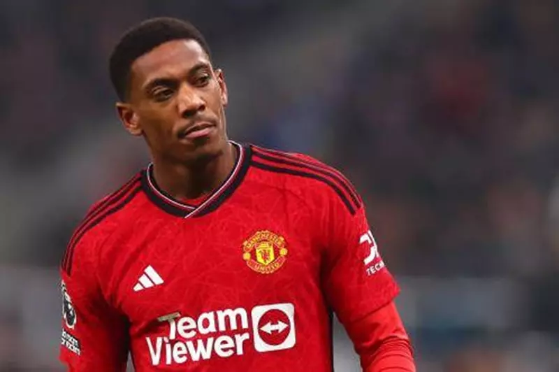 مارسيال في مفاوضات للانتقال إلى مونتيري المكسيكي