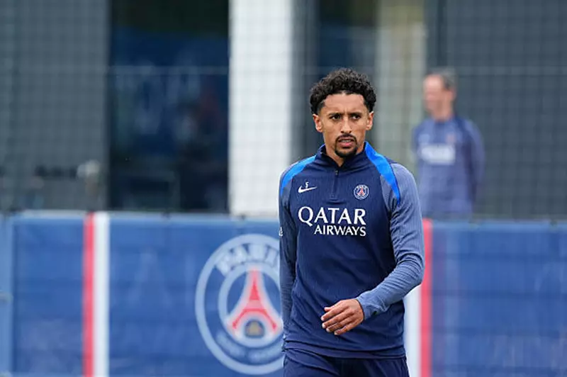 ماركينيوس يؤكد استعداده لمنافسة زابارني في باريس سان جيرمان