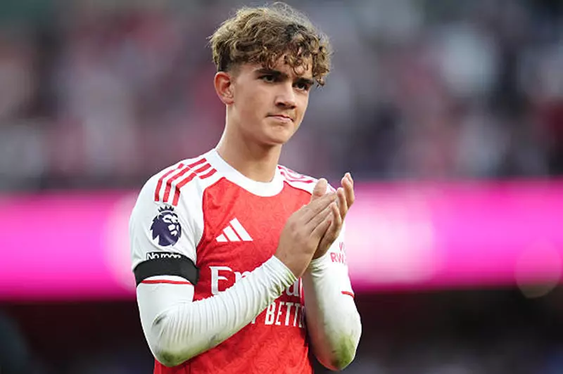 ماكس دومان يستعد لترك بصمته التاريخية في دوري أبطال أوروبا مع أرسنال