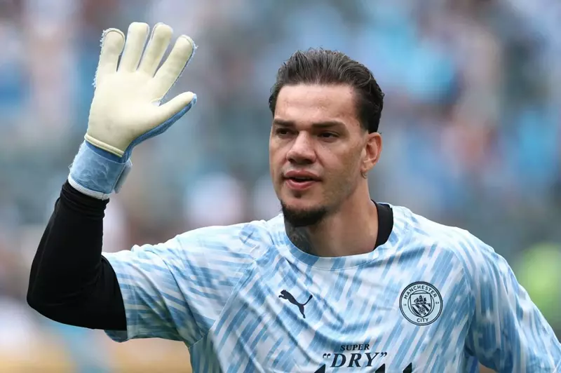 مانشستر سيتي يؤكد انتقال إيدرسون إلى فنربخشة رسمياً