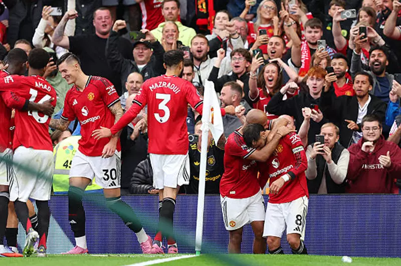 مانشستر يونايتد يخسر صفقة جالاجر للإعارة