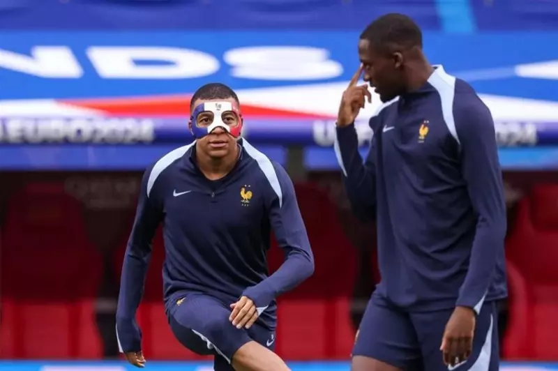 مبابي: اتصالات دورية للانتقال إلى ريال مدريد