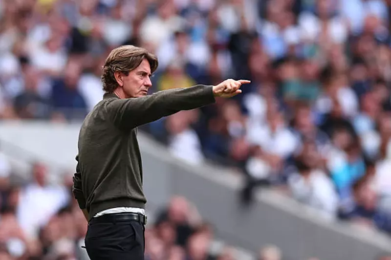 مدرب توتنهام يستعد بفخر لظهوره الأول في دوري أبطال أوروبا