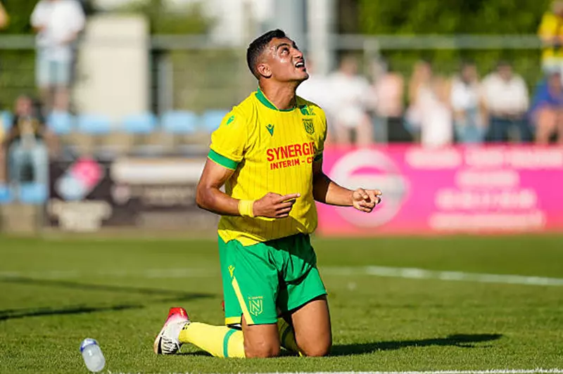 مصطفى محمد يتألق في قيادة هجوم نانت ضد نيس بالدوري الفرنسي