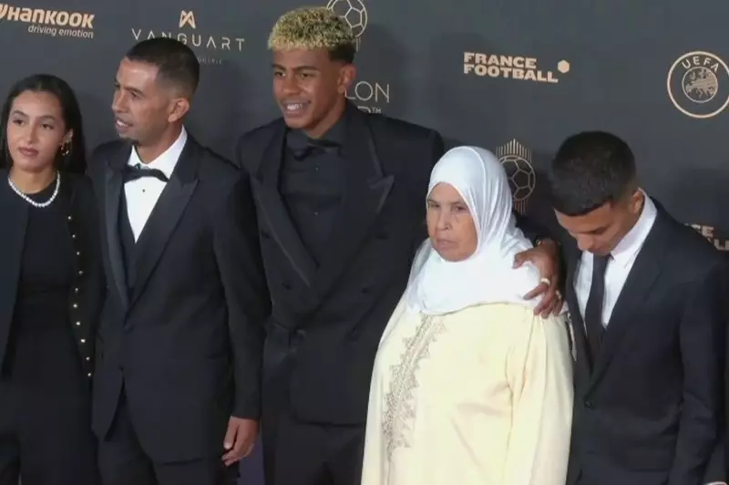 والده: لامين يامال يستحق الكرة الذهبية كأفضل لاعب في العالم