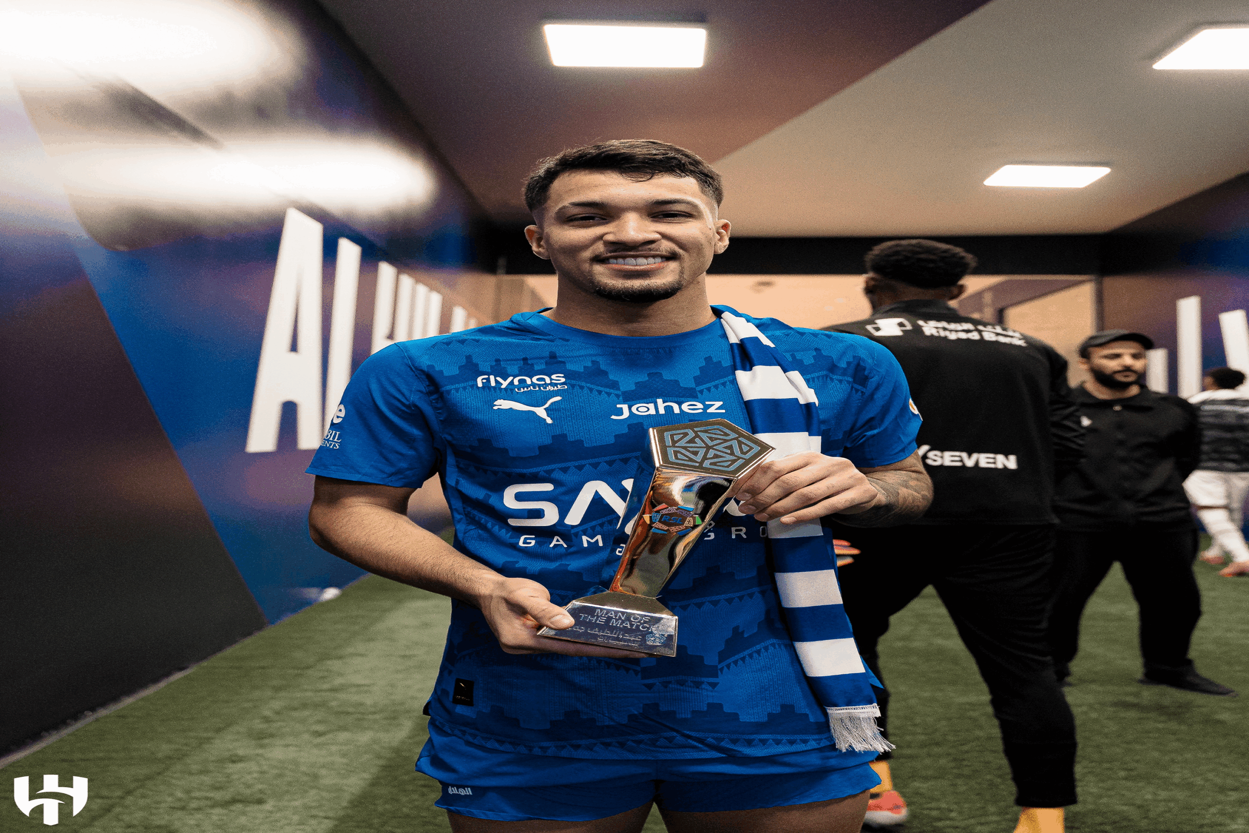 ماركوس ليوناردو يقود الهلال لحسم الديربي ويتوج بجائزة رجل المباراة