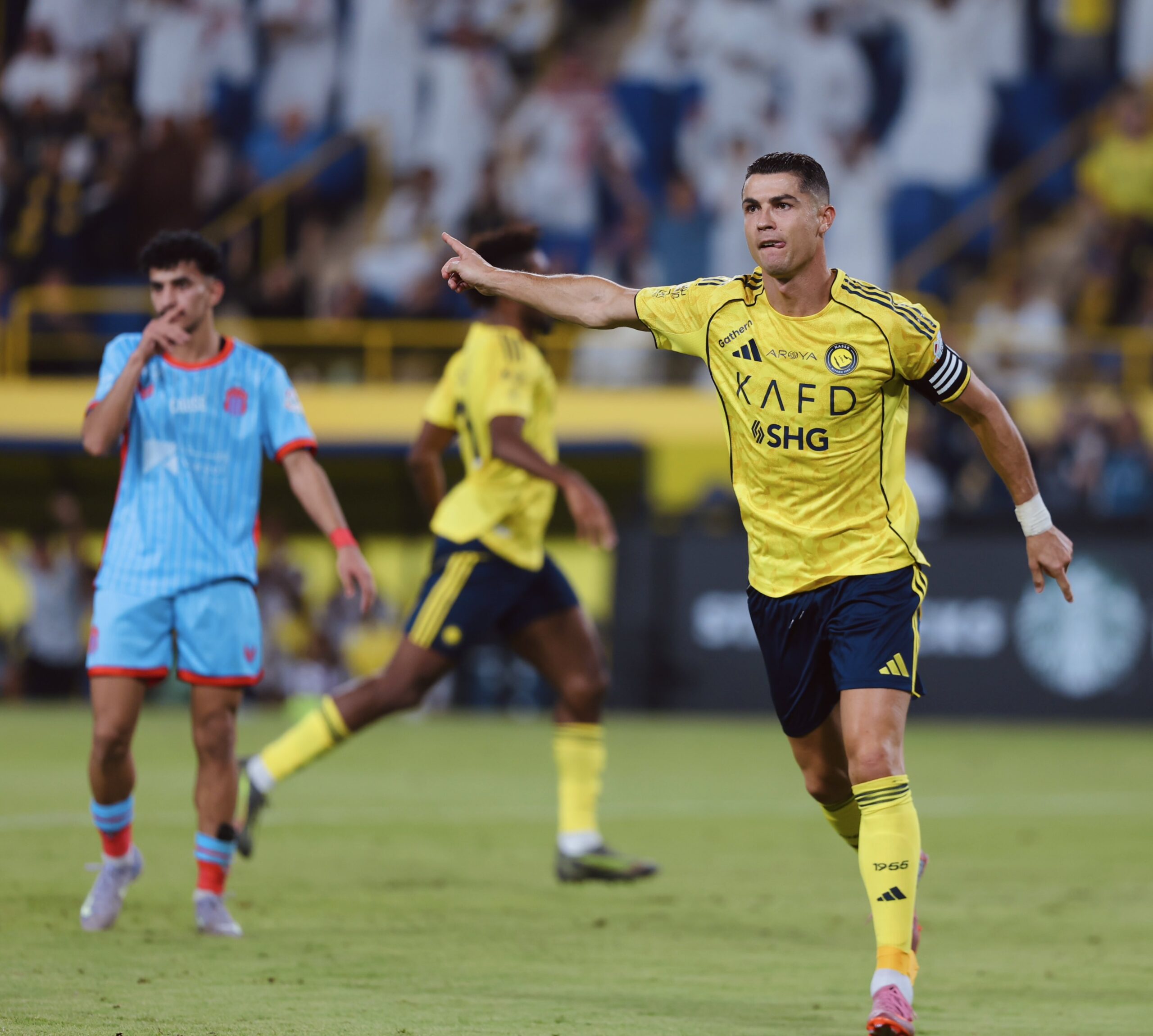 عاجل | التشكيل الرسمي.. رونالدو يقود النصر ضد الفتح في دوري روشن