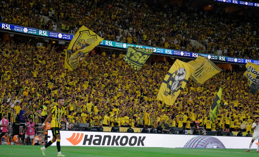 300 ريال للفئة المميزة.. تفاصيل أسعار تذاكر الاتحاد والهلال في دوري روشن