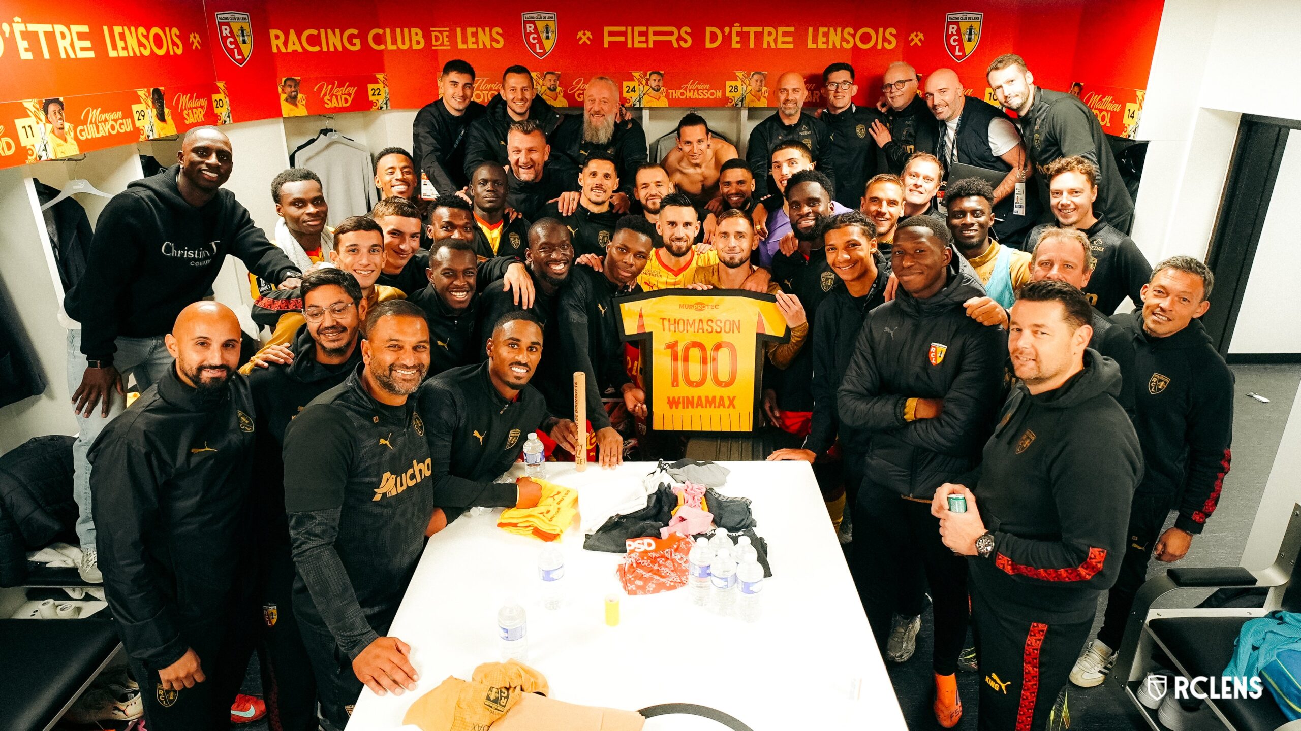 بمشاركة سعود عبدالحميد.. لانس يفوز على باريس