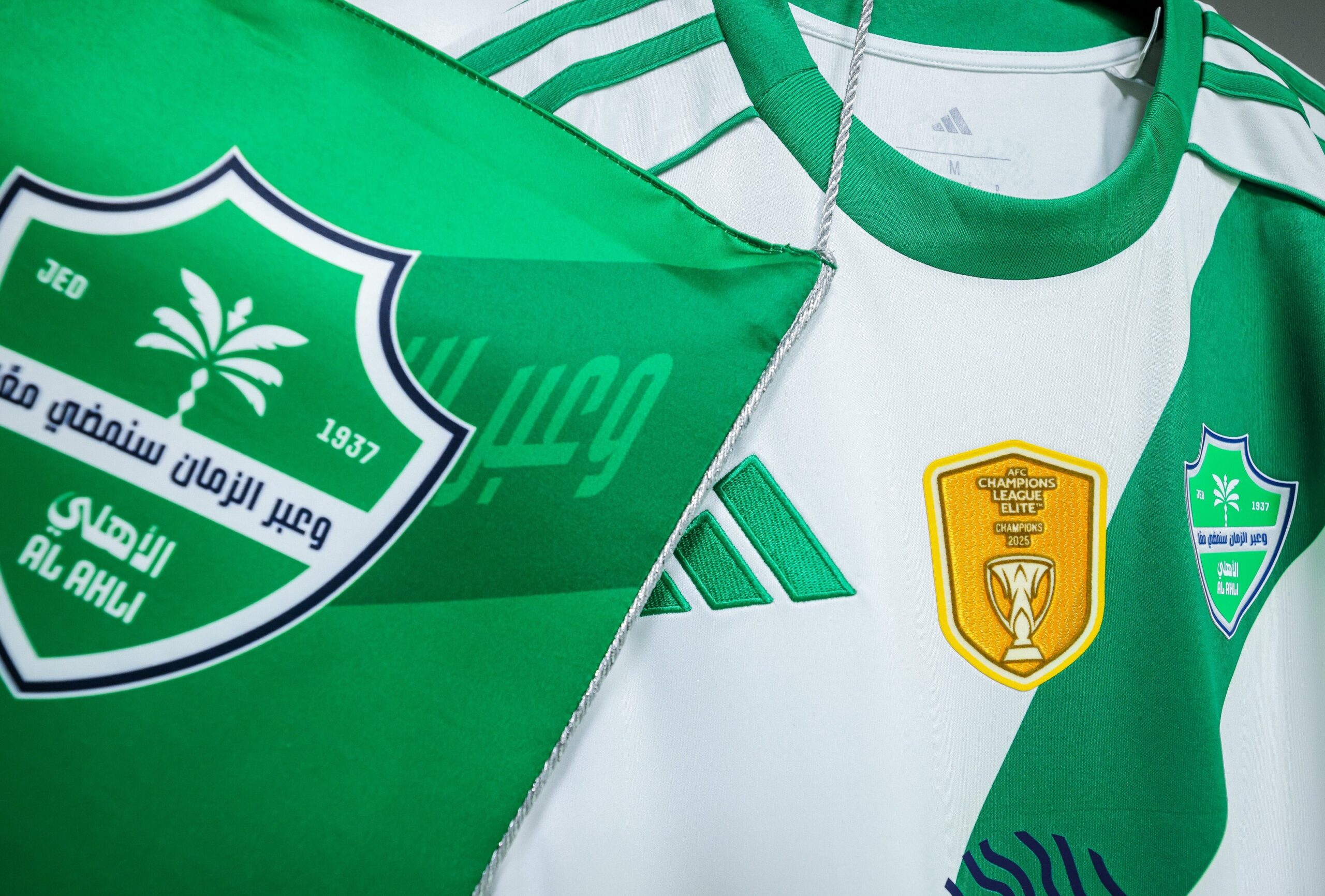 خلفًا لرون جورلي.. أمريكي يقترب من منصب الرئيس التنفيذي للنادي الأهلي