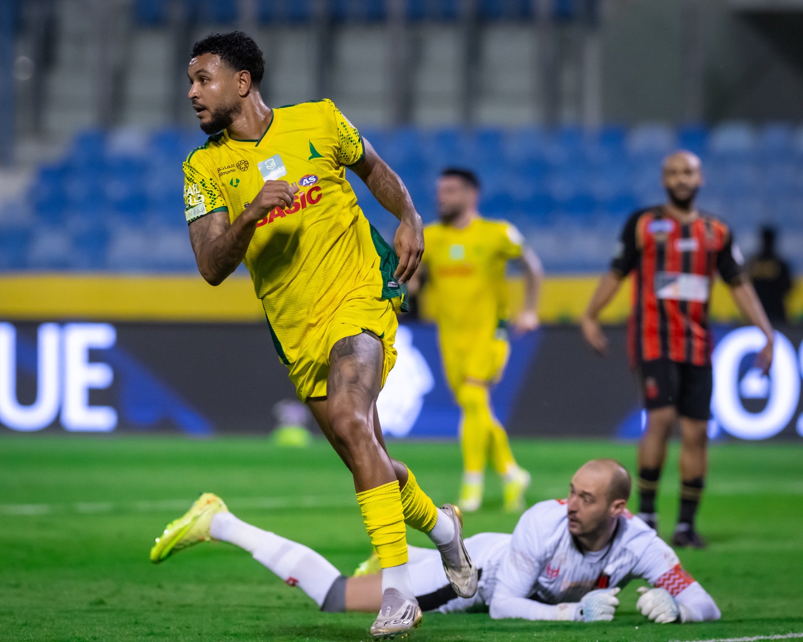 دوري روشن 2025-2026.. و«موسم الهاتريك الاستثنائي» يلوح في الأفق