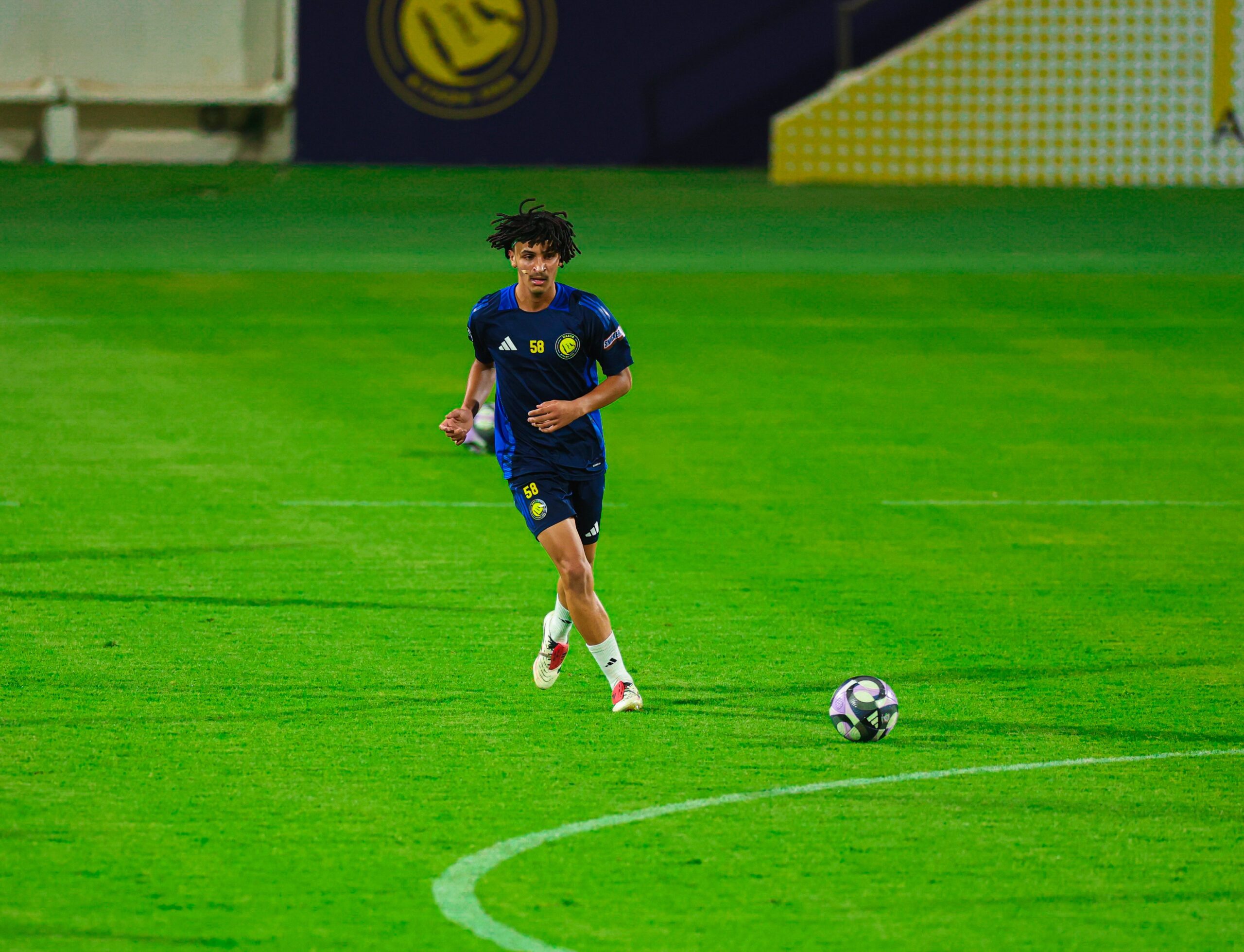 شهر واحد يفصل عبدالملك الجابر عن العودة لتدريبات النصر