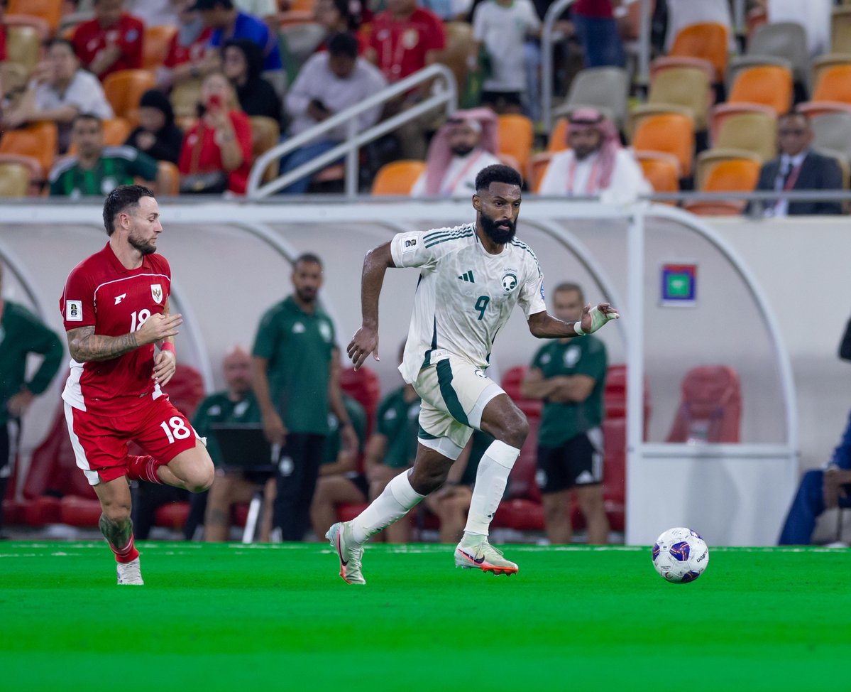 البريكان يقود الأخضر للتقدم.. السعودية تقلب الطاولة على إندونيسيا