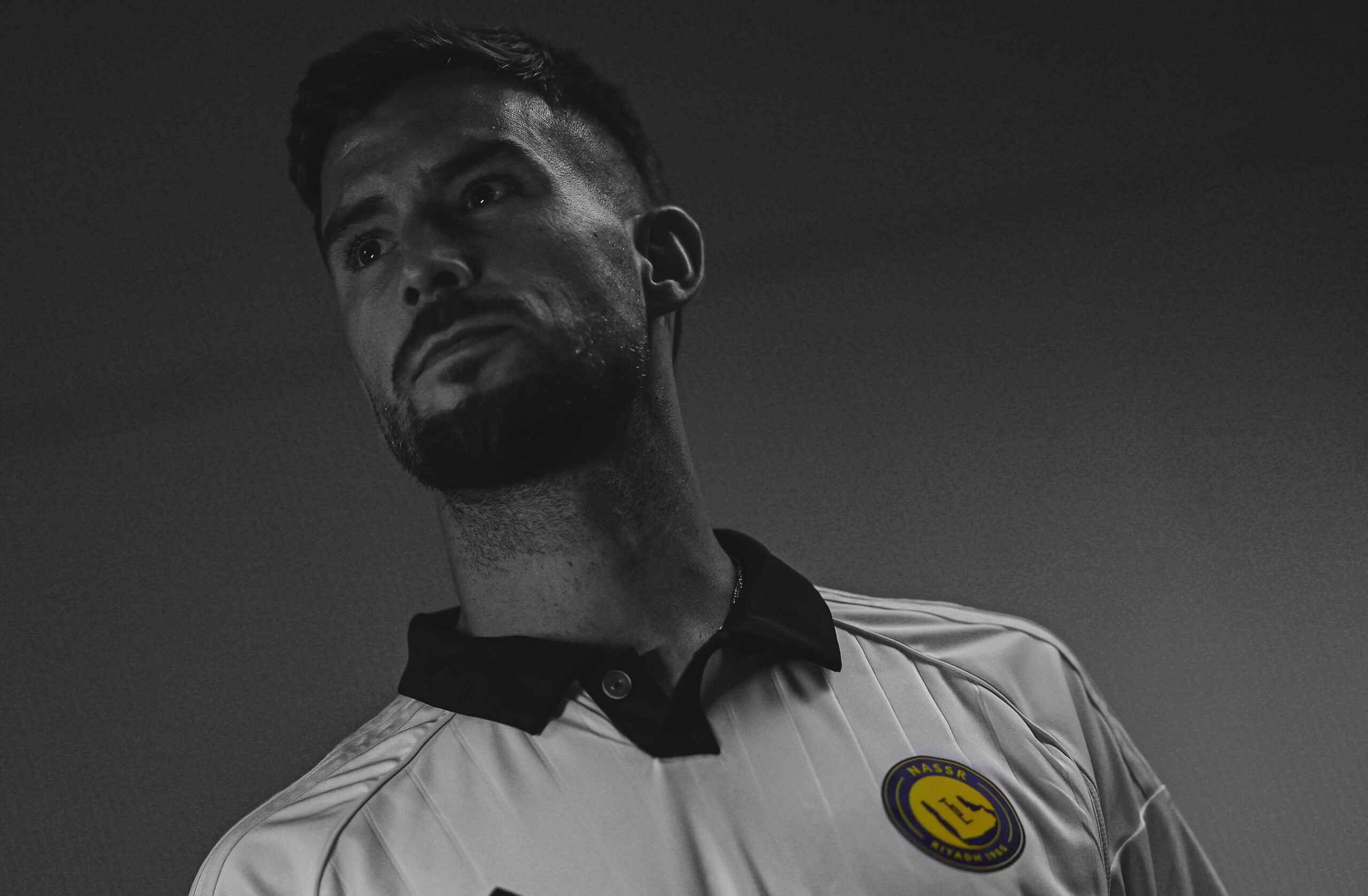 مارتينيز: المظاهر خادعة.. رونالدو شخص ودود وتنافسي لأبعد حد