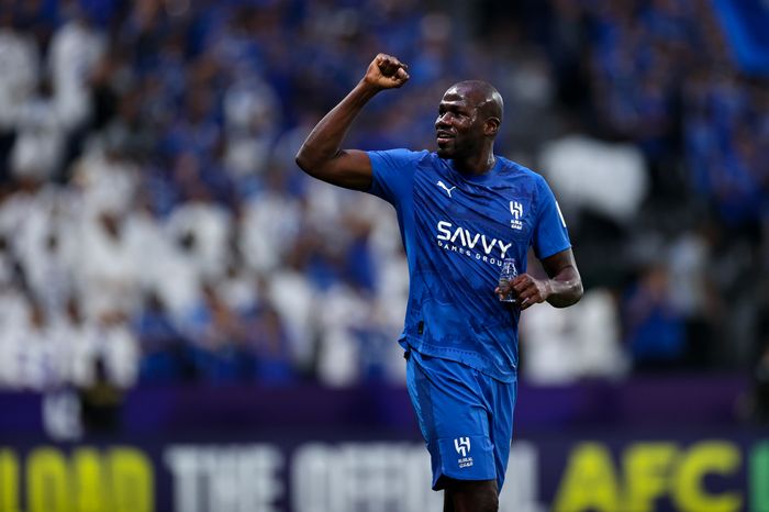 مدافع الهلال يكيل المديح إلى إنزاجي بعد ثلاثية السد