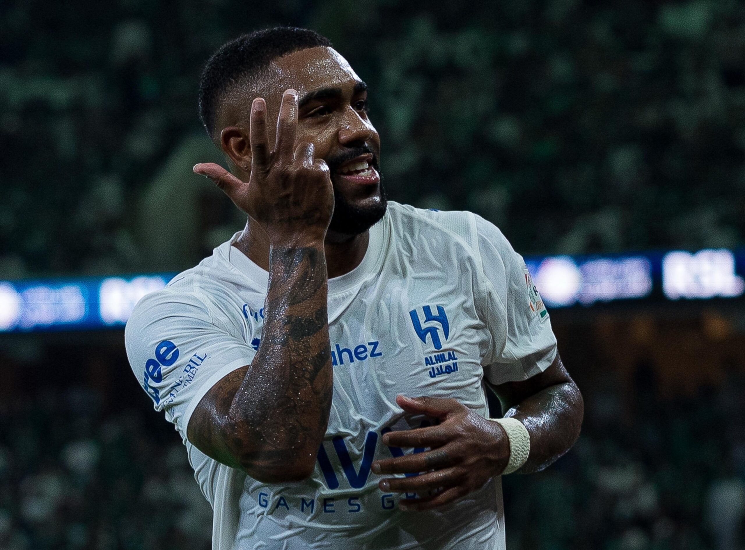 إنزاجي يؤجل حسم مشاركة مالكوم أمام الاتفاق بسبب الفحص الطبي