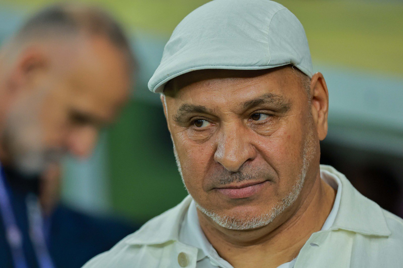 نور الدين بن زكري يقترب من العودة إلى دوري روشن عبر هذا النادي